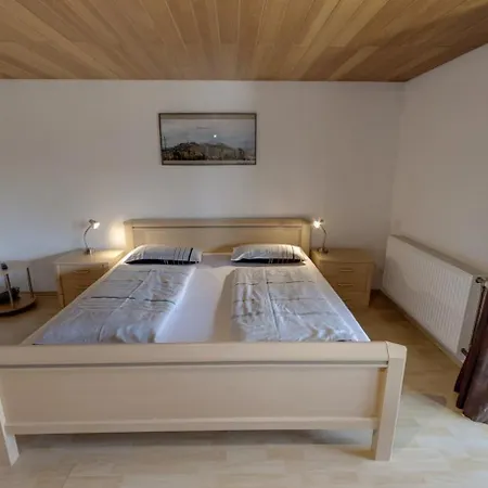 Landurlaub Eichinger Inklusive Aktivcard! E-ladesaeule! Ganz Jahres Beheizter Salzwasserpool Apartman