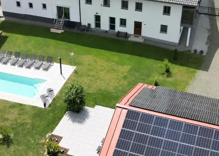 Landurlaub Eichinger Inklusive Aktivcard! E-ladesaeule! Ganz Jahres Beheizter Salzwasserpool Appartement